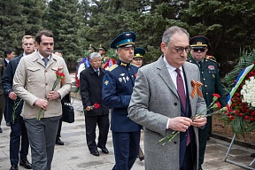 В Китае почтили память советских воинов 